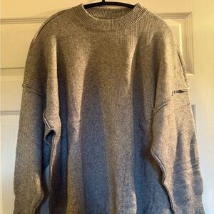 Michelle Mae Women's Gray Crew Neck Sweater